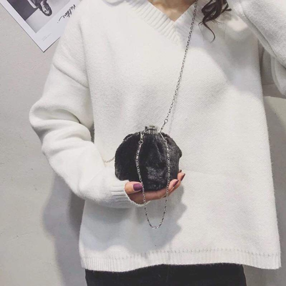 🆕🔁 PomPom Vol 2 Crossbody purse / Wristlet